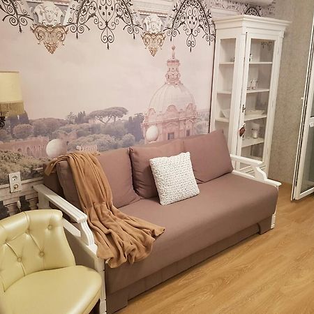 Comfort Apartment On Bogdanivska Street 7B เคียฟ ภายนอก รูปภาพ