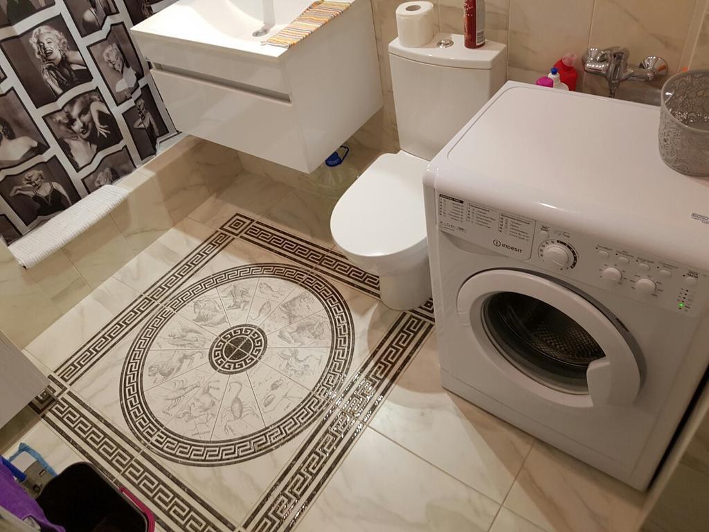 Comfort Apartment On Bogdanivska Street 7B เคียฟ ภายนอก รูปภาพ