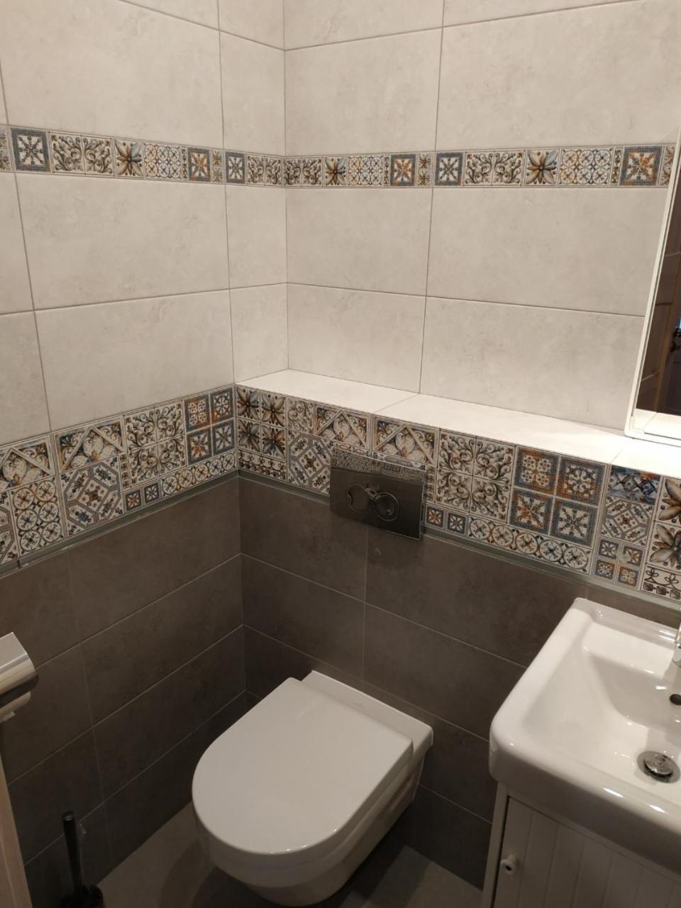Comfort Apartment On Bogdanivska Street 7B เคียฟ ภายนอก รูปภาพ